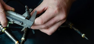 L'outil d'installation de joint d'injecteur remplace l'outil d